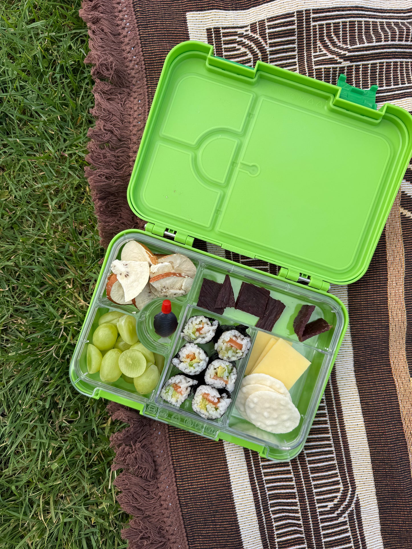 Kākāriki green kids bento lunchbox by Pēpi Eats